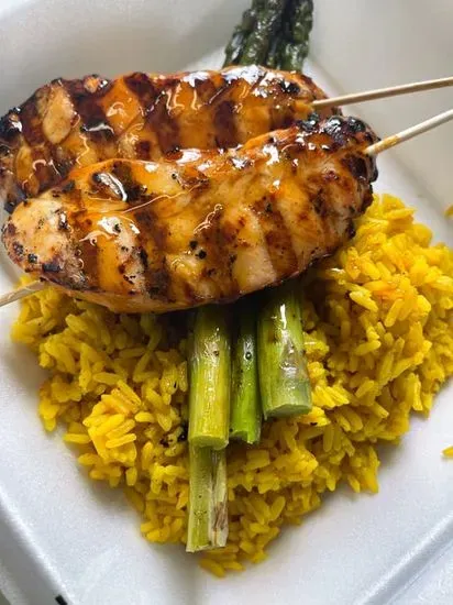 Chicken Skewers w/ Sides (2)