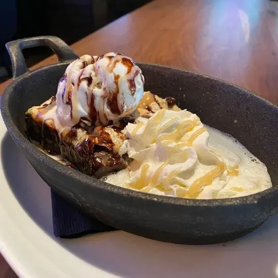 Rocky Road Chocolate Brownie Sundae