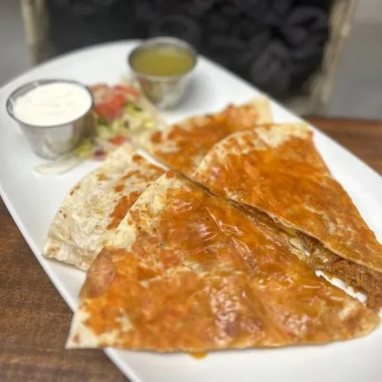 Cochinita Quesadilla