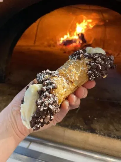 Chocolate Chip Cannoli