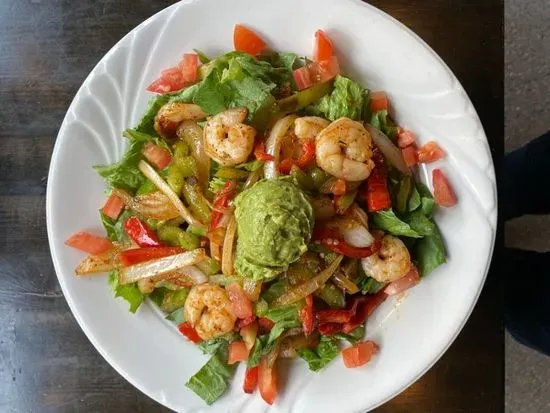 Blackened Shrimp Fajita Salad