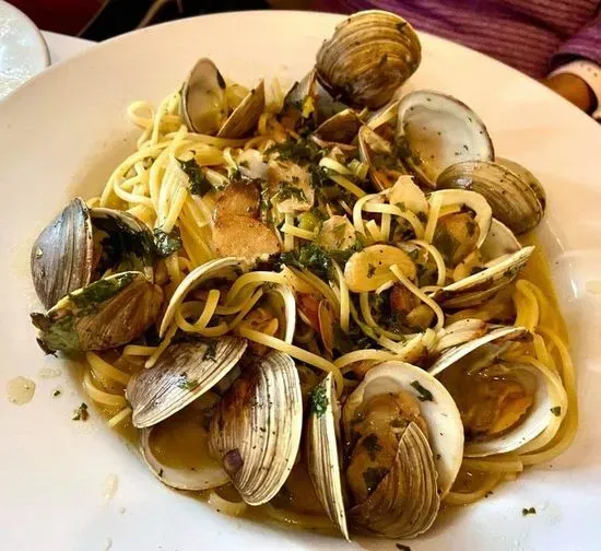 Linguini & Clams