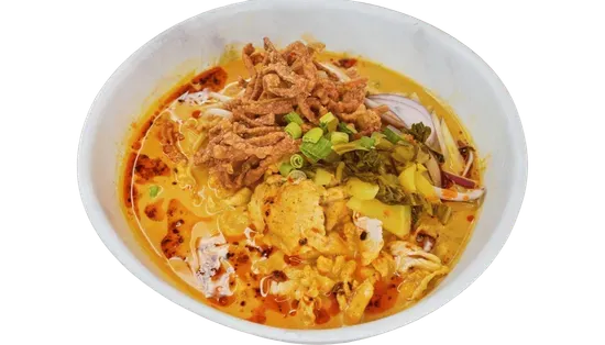 Khao Soi (Yellow Curry Noodles)