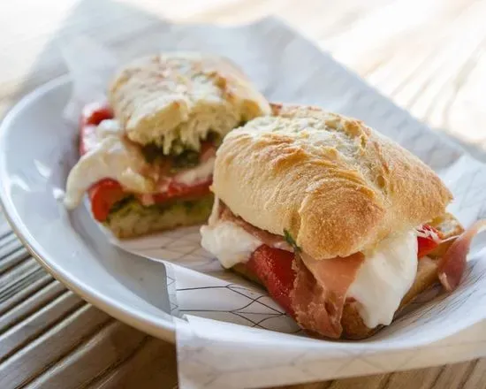 Pepper Burrata Prosciutto Sandwich