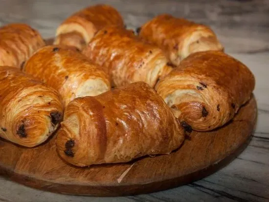 Chocolate Croissant (V)