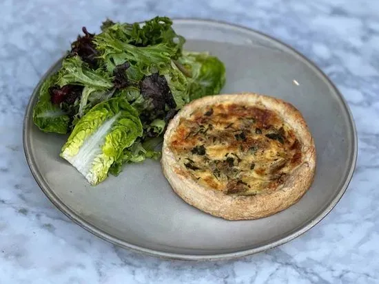 Leek & Gruyère Quiche (V)