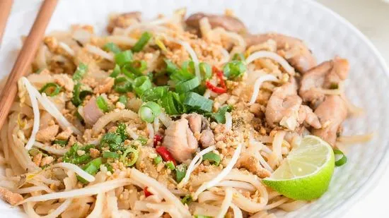 Chicken Pad Thai Noodle