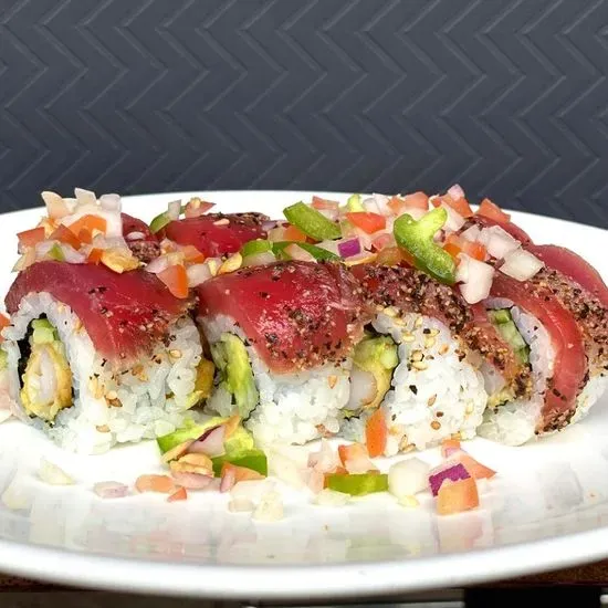 Pepper Crusted Tuna Roll