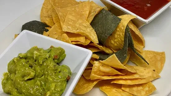 House-made Guacamole & Chips