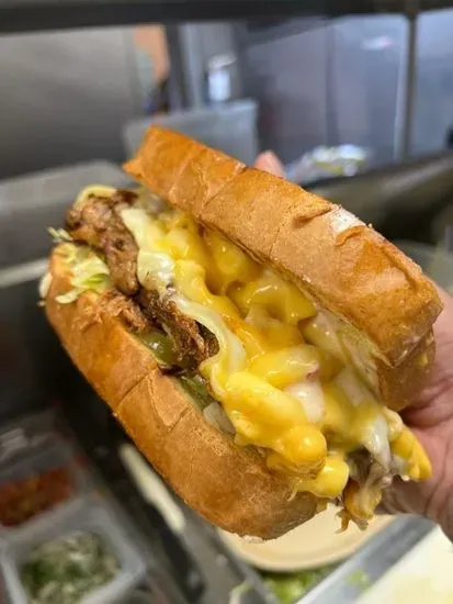 Brisket Mac & Cheese melt combo