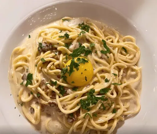 Bucatini Carbonara