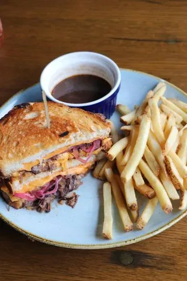 SHORT RIB GRILLED CHEESE