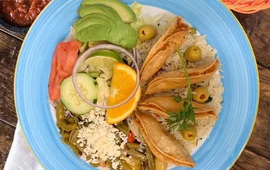 Quesadillas Doradas c/Camaron