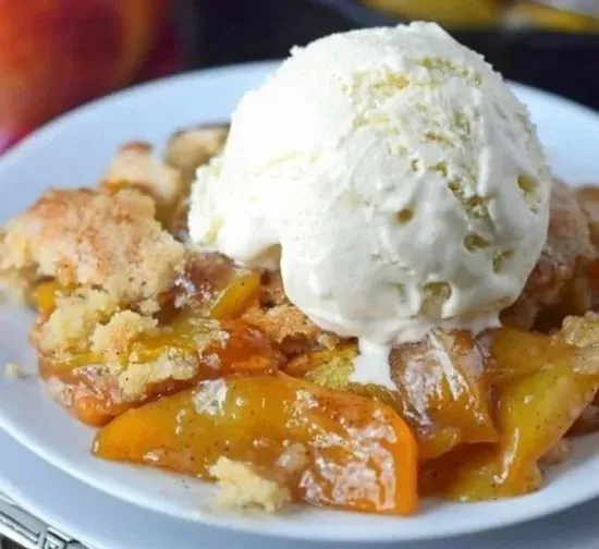 Grandma’s Peach Cobbler A La Mode