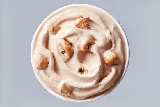 Chocolate Chip Cookie Dough Blizzard® Treat