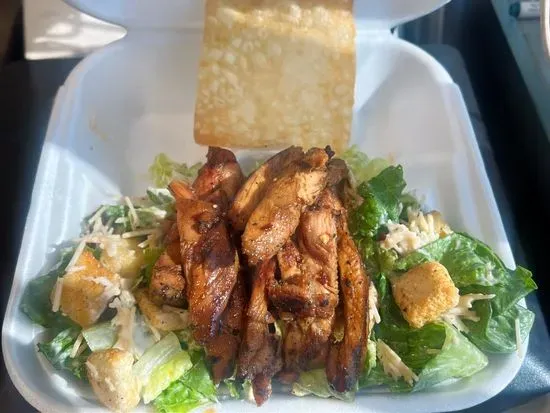 Caesar salad with grilled Korean chicken 