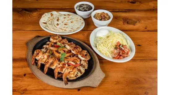 EL PUEBLO SHRIMP FAJITAS