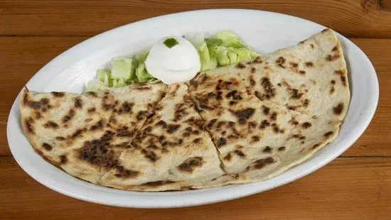 CHICKEN QUESADILLA