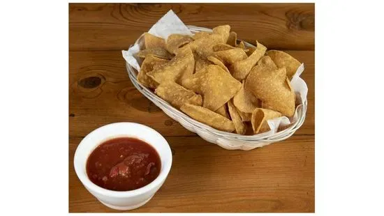 CHIPS & SALSA