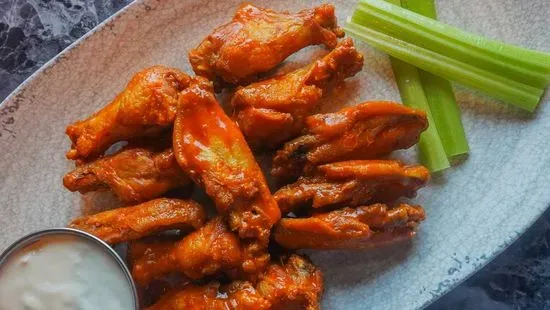 LG  BUFFALO WINGS