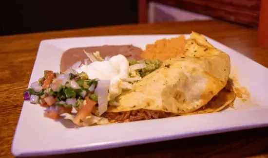 Quesadilla Rellena