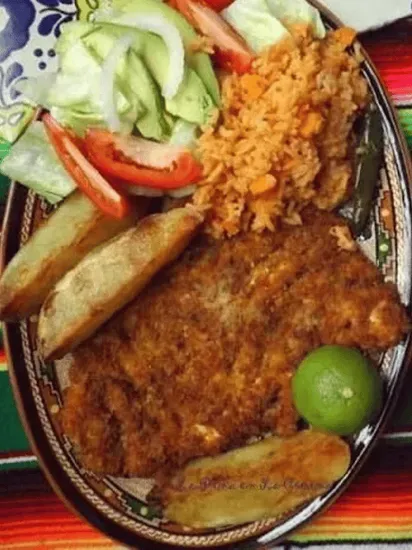 Milanesa (Pollo Y Carne) / Chicken and Steak