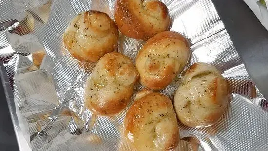 1/2 Dozen