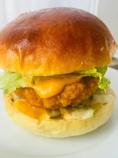 FRIED CHICKEN SANDWICH