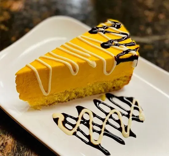 MANGO MOUSSE CAKE