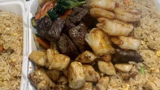 Steak, Chicken & Shrimp