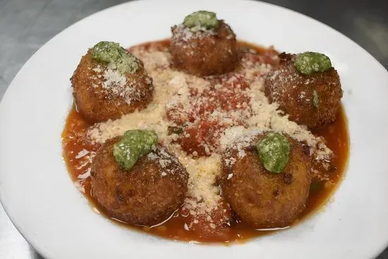 Mozzarella Arancini