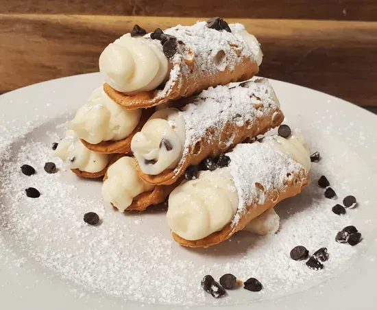 6 Mini Cannolis