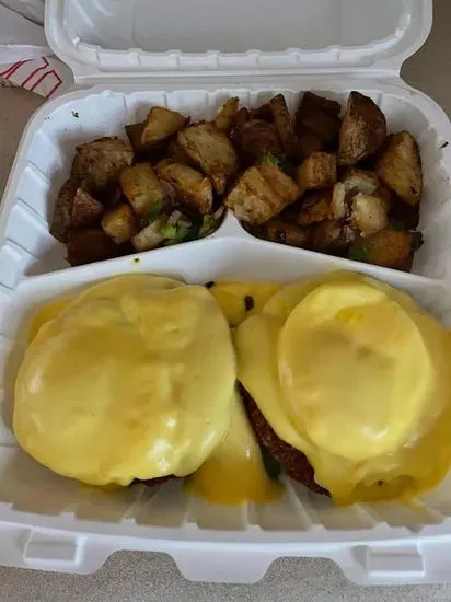 Crab Cakes Benedict