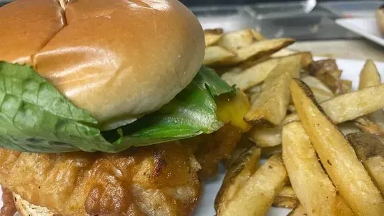 Chicken Sandwich & Fries