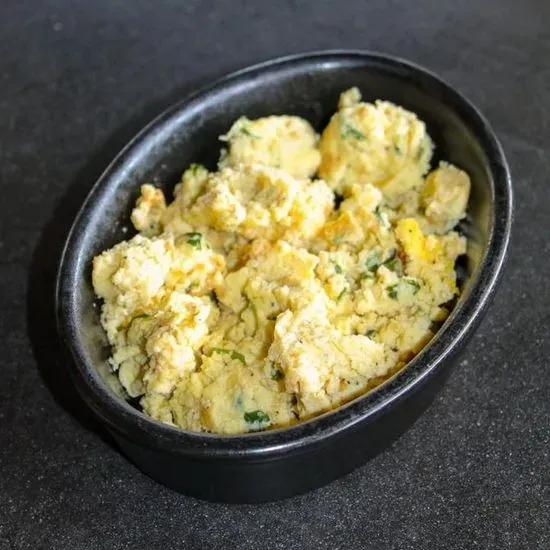 CHEDDAR SCRAMBLED EGGS