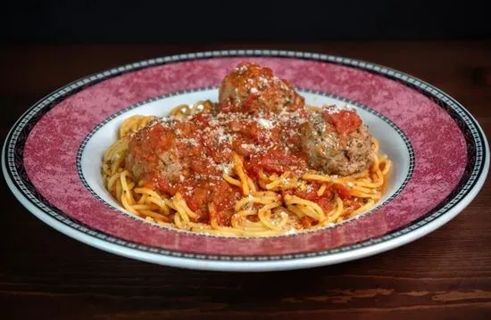 Spaghetti w/ Meatballs