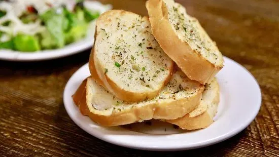 House Salad and Garlic Bread