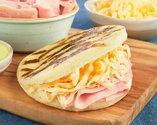 Arepa Ham & Cheese