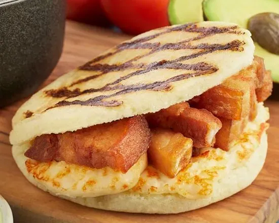 Arepa Chicharrón