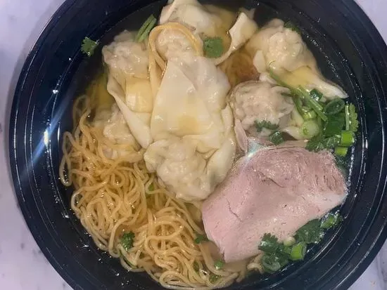 #27 Wonton w/Egg Noodle Soup