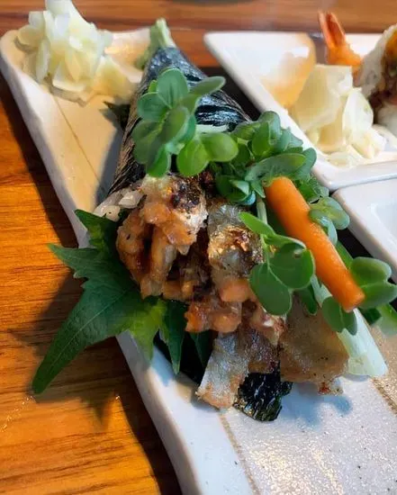 Salmon Skin Hand Roll