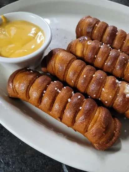 Crowbar Restaurant & Lounge Menu - Updated November 2025