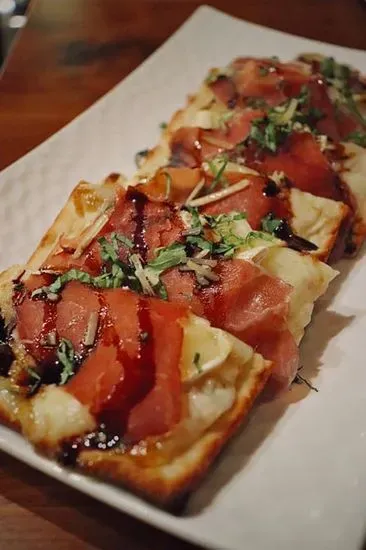 Prosciutto & Fig Flat Bread