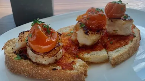 Toasts & Handhelds Garlic Shrimp Toast