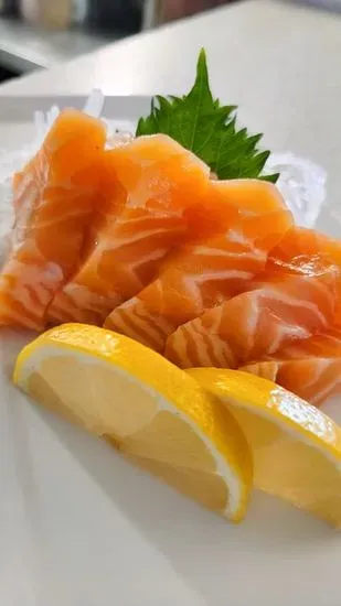 Salmon sashimi