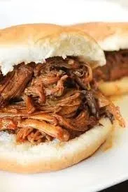 BBQ PULLED PORK SANDWICH