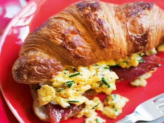 Croissant Bacon and Egg