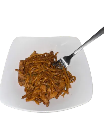 28. Chicken Lo Mein