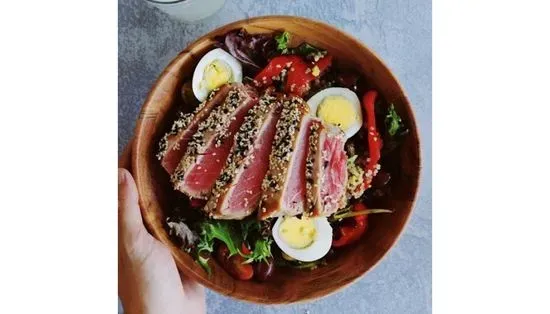 Seared Tuna Salad