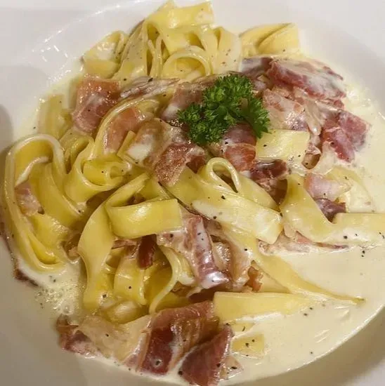 Fettuccine alla Carbonara